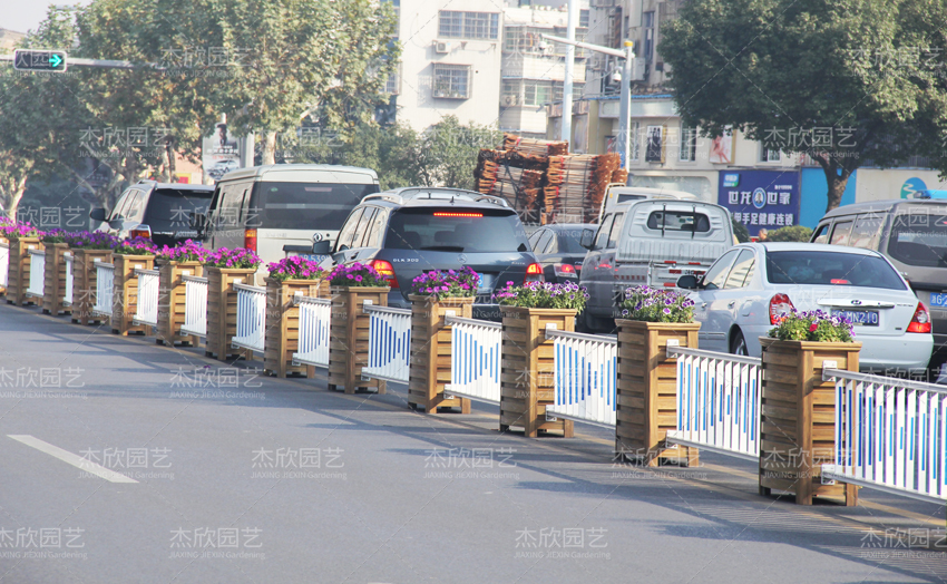 鋁合金花箱價格及規格是多少？